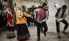 تصویر روز: رقص و شادمانی در خیابان های رشت
